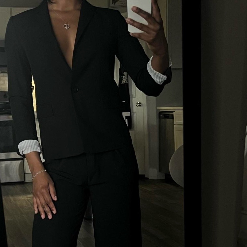 Sold Ann Taylor Black Tailored Single-Button Blazer - Picture 7 of 8